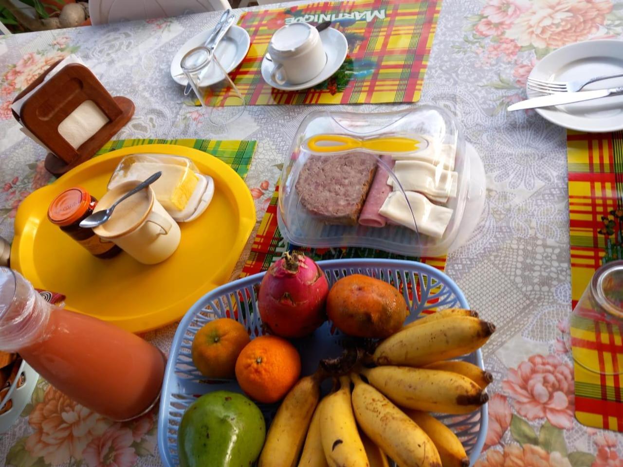 Casa Lof Bed and Breakfast Case-Pilote Buitenkant foto
