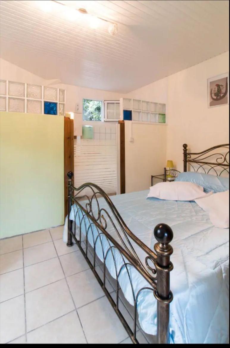 Casa Lof Bed and Breakfast Case-Pilote Buitenkant foto