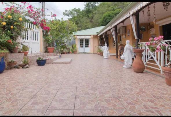 Casa Lof Bed and Breakfast Case-Pilote Buitenkant foto